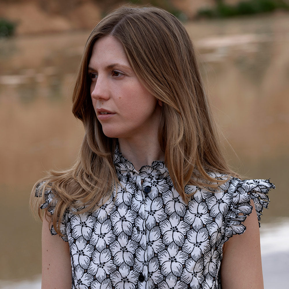 Liapure Atelier - Sleevless Flower Blouse