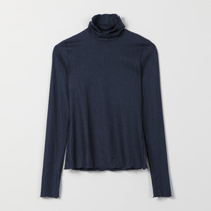 
            
                Load image into Gallery viewer, Liapure Iconic Rib Turtleneck
            
        
